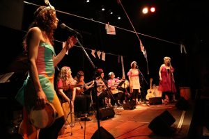 Brujas en vinilo posta (1)